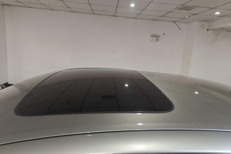 Used BMW 5 Series 2014 525Li Leading Model