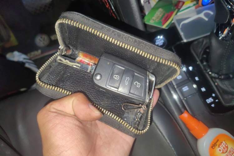 Used Volkswagen Tiguan L 2019 Updated Version 330TSI Automatic Two-Wheel Drive Panoramic Comfort Edition China VI Standard
