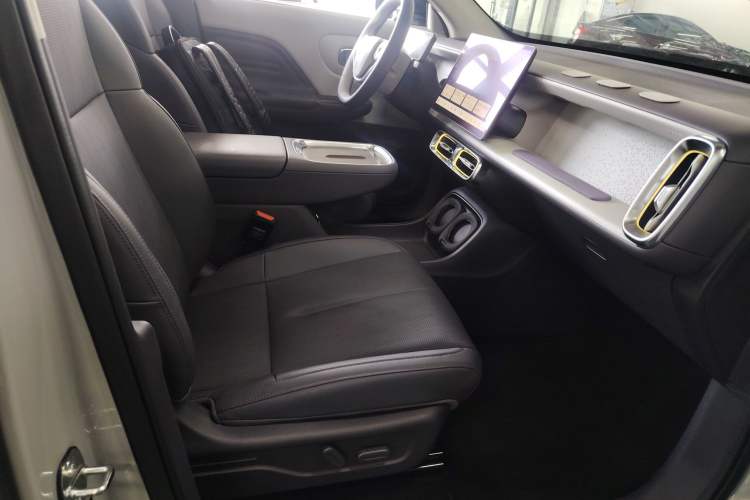 Used Leapmotor B10 2025 510 Joyful Edition
