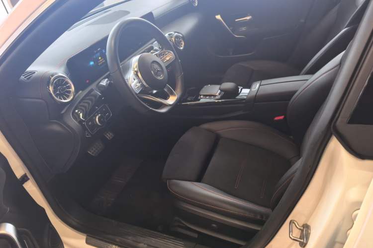 Used Mercedes-Benz CLA 2021 CLA 200
