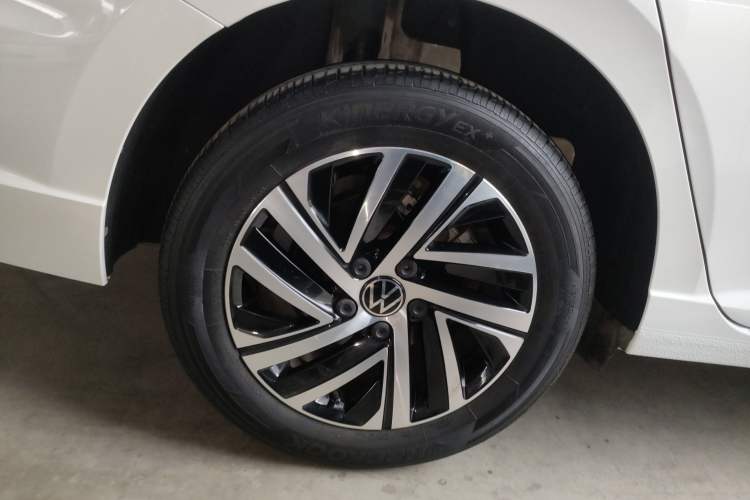 Used Volkswagen Lavida 2022 1.5L Automatic Comfort Edition
