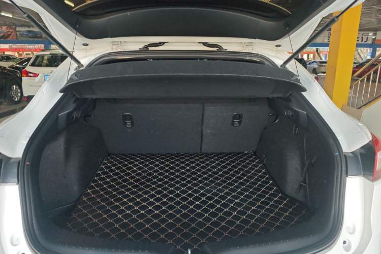 Used Mazda CX-4 2016 2.5L Automatic 4x4 Sky Blue Passion Edition
