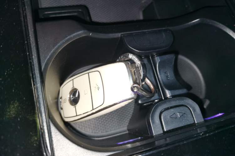 Used Mercedes-Benz A-Class 2022 Revised Version A 200 L Sport Sedan Fashionable Style