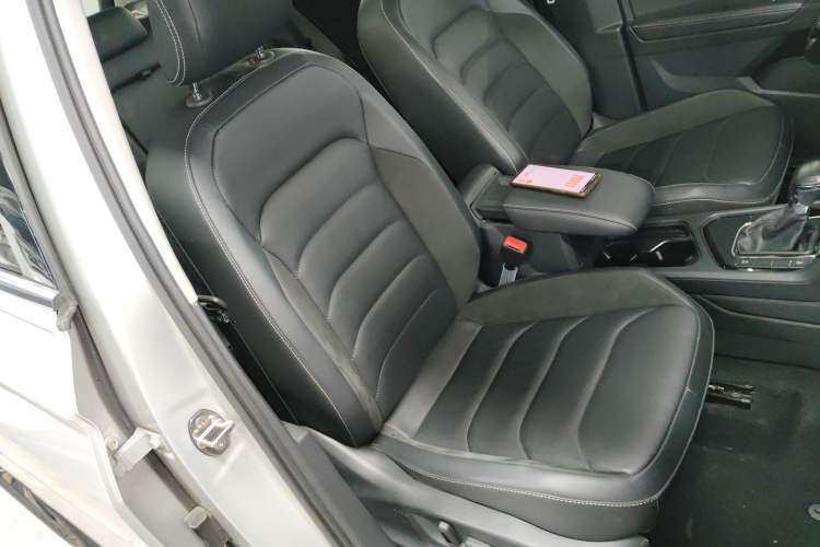 Used Volkswagen Tiguan L 2021 330TSI Automatic Two-Wheel Drive Smart Edition