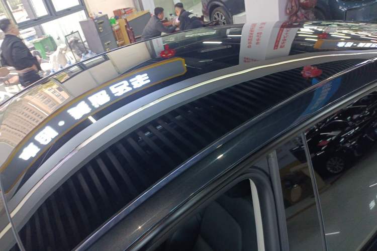 Used Tesla Model Y 2024 Long-Range All-Wheel-Drive Version