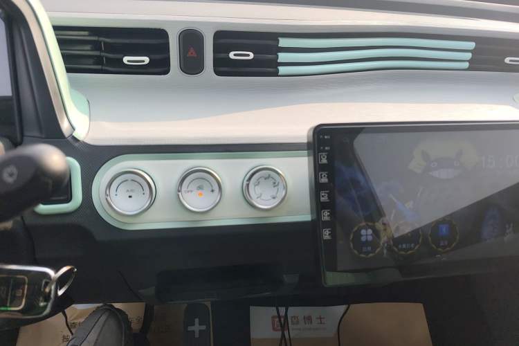 Used Wuling Hongguang MINIEV 2021 Macaron Premium Model – Lithium-NMC
