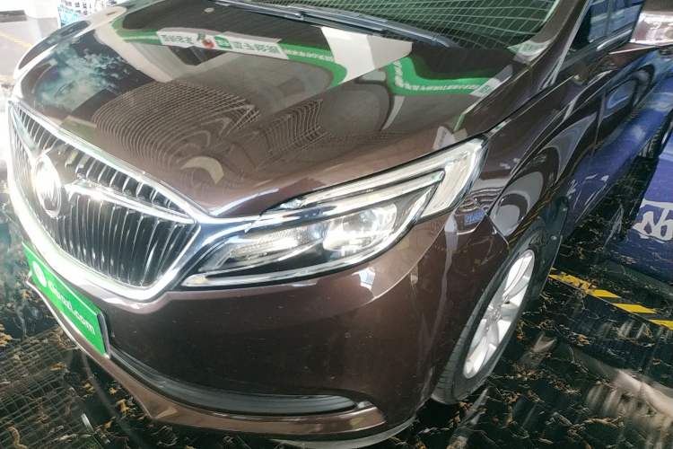 Used Buick GL8 2017 ES 28T Comfort Model China V Standard
