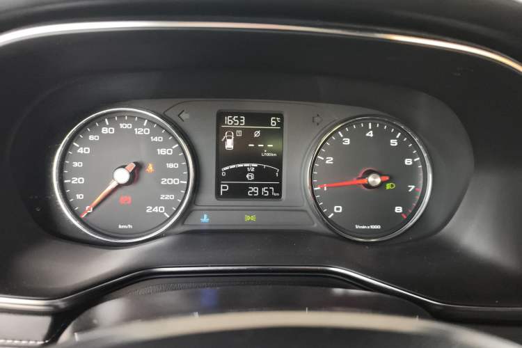 Used Roewe RX8 2019 30T Two-Wheel Drive Supreme Flagship Edition
