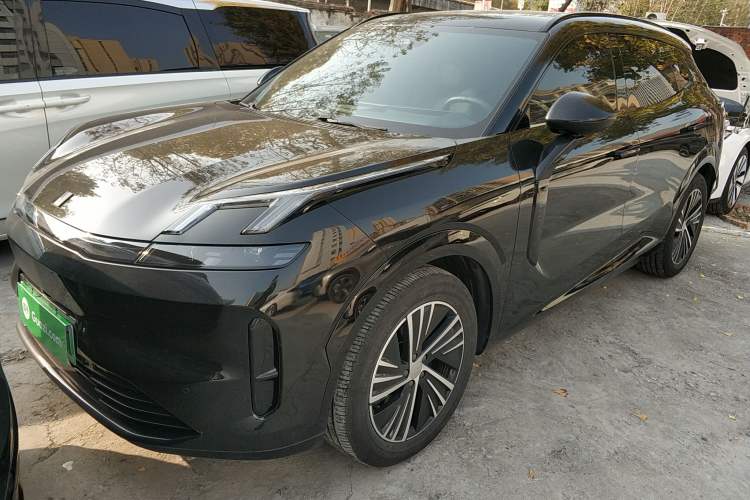 Used Lynk & Co 08 EM-P 2023 120km Long-Range Pro