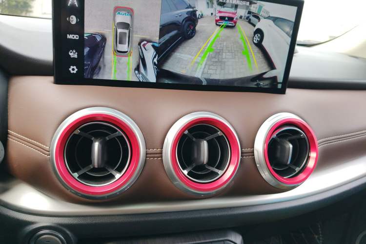 Used Wey VV6 2020 2.0T Two-Wheel Drive Smart Protection+
