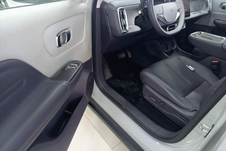 Used Leapmotor B10 2025 510 Joyful Edition
