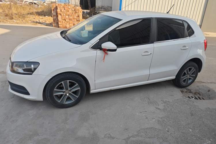 Used Volkswagen Polo 2016 1.4L Manual Fashion Model
