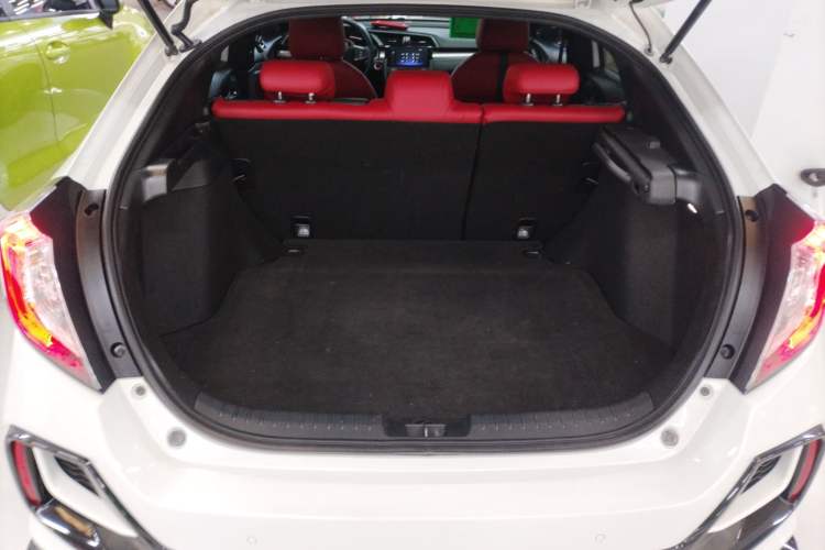 Used Honda Civic 2021 HATCHBACK 220TURBO CVT Trendy Cool Edition