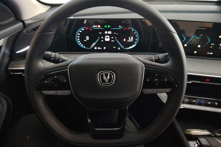 Used Changan Eado 2023 Changan Edition PLUS Blue Whale NE 1.4T GDI DCT Prestige Version