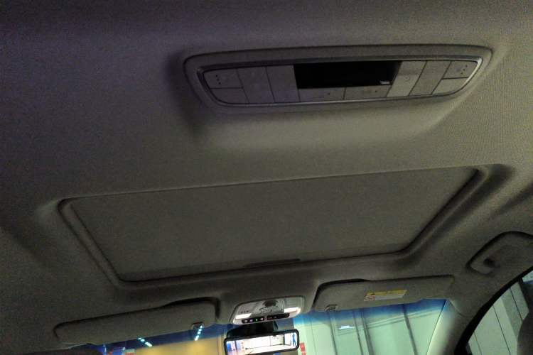 Used Buick GL8 2023 ES Lu Zun Deluxe Model
