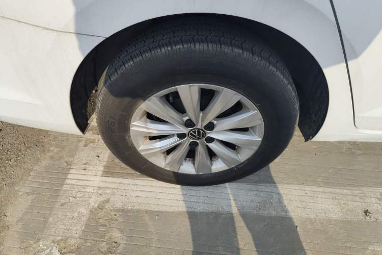 Used Volkswagen Lavida 2023 New Rui 1.5L Automatic New Yi Edition