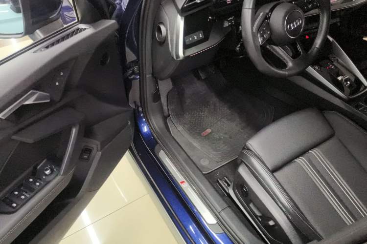 Used Audi A3 2024 A3L Limousine 35 TFSI Fashion Sport Model
