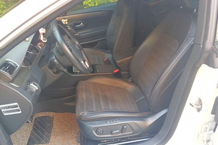 Used Volkswagen FAW-Volkswagen CC 2016 300TSI 25th Anniversary Edition
