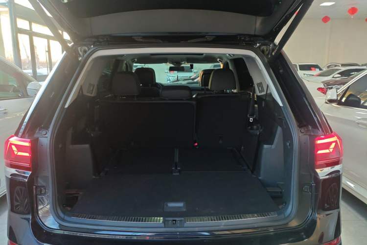 Used Volkswagen Teramont 2024 380TSI Four-Wheel Drive Longxiang Edition
