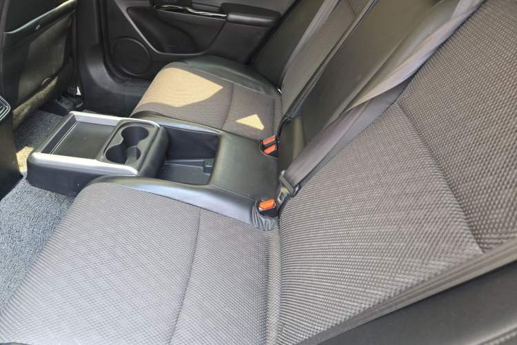 Used Honda Jade 2017 210TURBO CVT Fashion Edition 5-seater
