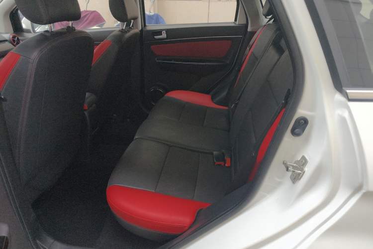 Used BAIC Senova X25 2015 1.5L Automatic Elite Model