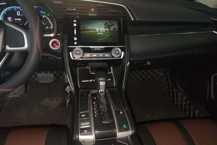 Used Honda Civic 2016 220TURBO CVT Luxury Edition
