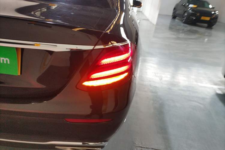 Used Mercedes-Benz E-Class 2019 E 260 L