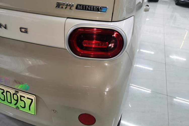 Used Wuling Hongguang MINIEV 2024 3rd Generation 215km Youth Edition