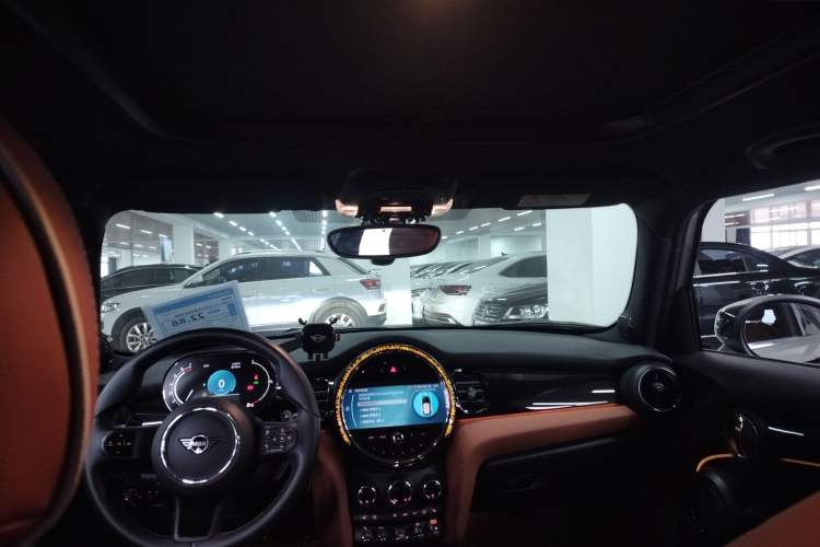 Used  MINI 2023 Facelift 2.0T COOPER S Artist Five-Door Edition
