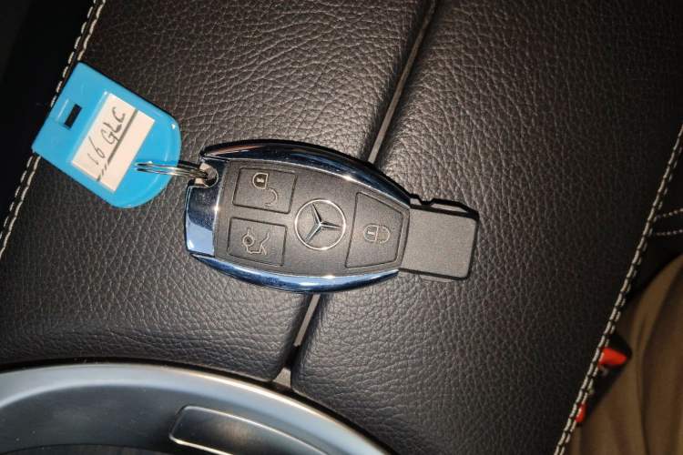 Used Mercedes-Benz GLC 2016 GLC 260 4MATIC Dynamic Edition