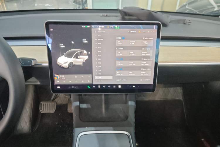 Used Tesla Model Y 2021 Long-Range All-Wheel-Drive Version 3D7