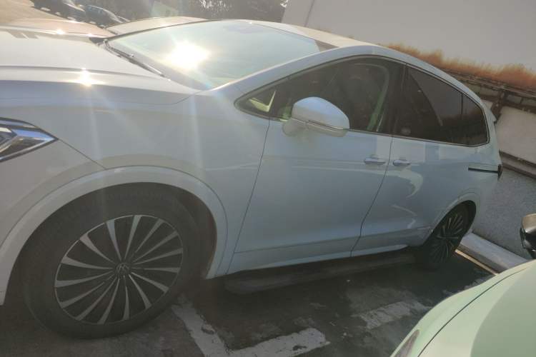 Used Volkswagen Viloran 2020 380TSI Prestige Edition
