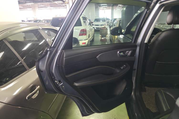 Used Roewe RX5 2020 PLUS 300TGI Automatic Ali National Style Ronglin Edition
