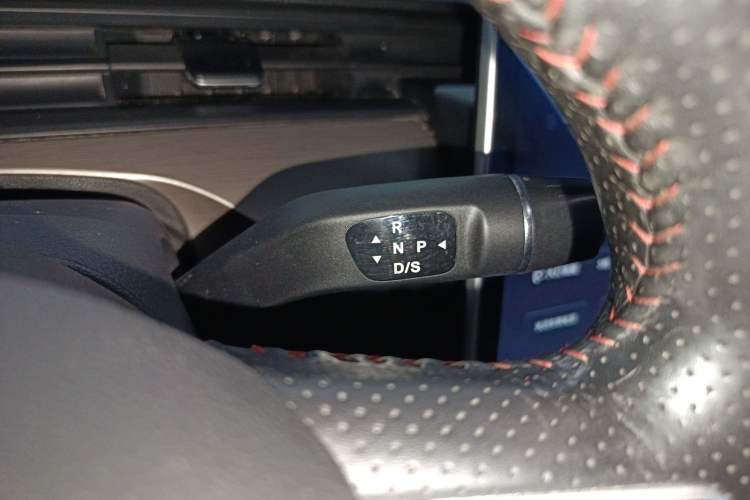 Used NETA V 2021 Long-Range Entertainment Edition Upgrade Model