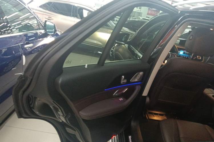 Used Mercedes-Benz GLE 2022 Facelifted GLE 350 4MATIC Fashion Edition
