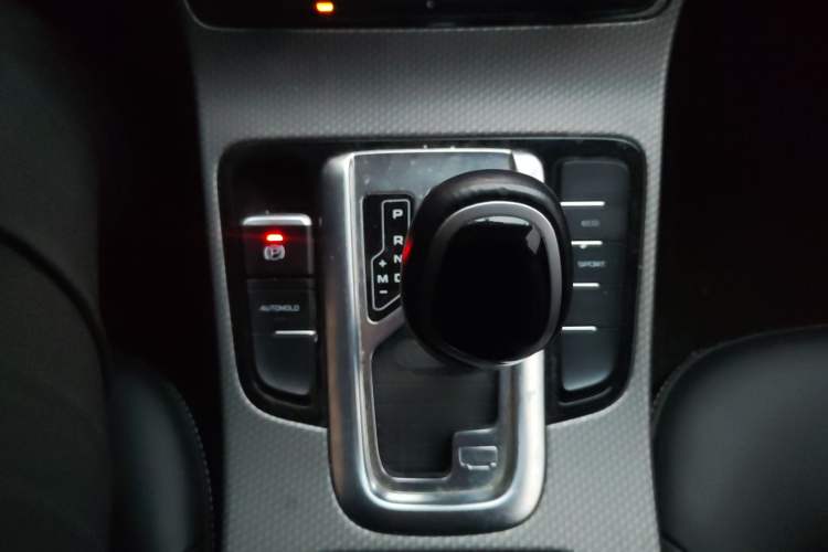 Used Geely Auto Emgrand GS 2016 Elegant Edition 1.8L Automatic LingShang Model
