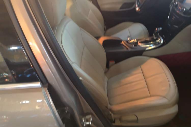 Used Buick Regal 2014 2.0L Elite Fashion Edition
