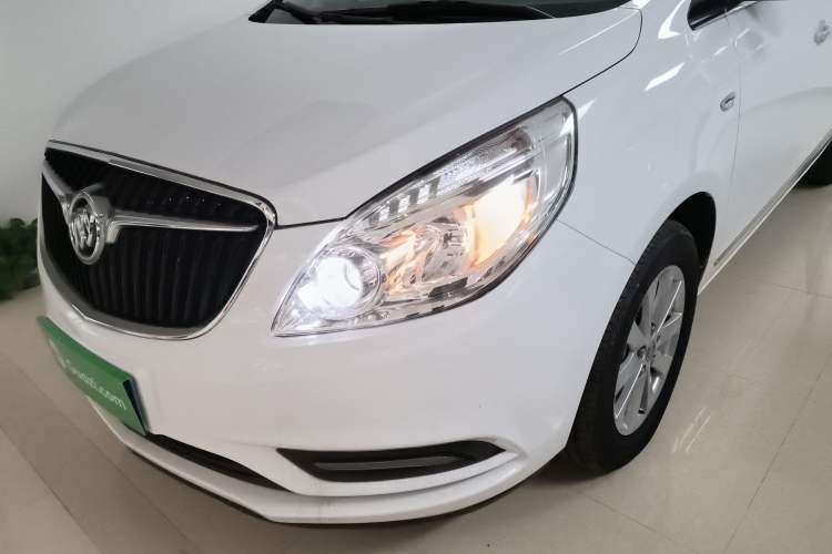 Used Buick GL8 2018 28T Luxury Model China VI Standard
