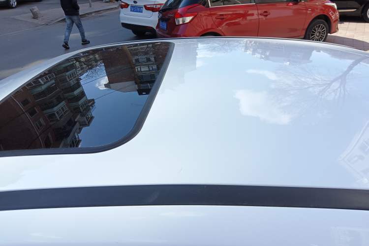 Used Ford Focus 2012 Sedan 1.6L Manual Fashion Edition
