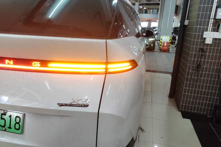 Used XPeng X9 2024 640 All-Wheel Drive High-Performance Max
