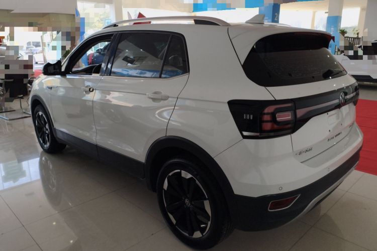 Used Volkswagen Tacqua 2021 200TSI DSG JoyConnect Edition