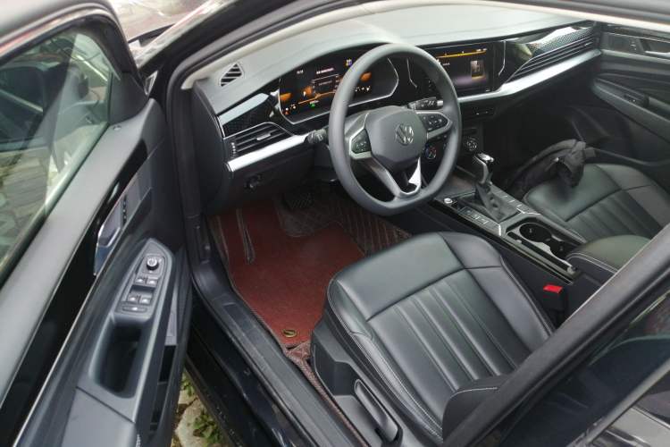 Used Volkswagen Passat 2024 280TSI Business Edition
