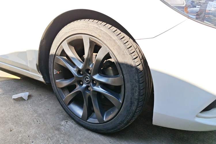 Used Mazda Atenza 2015 2.5L Blue Sky Prestige Edition
