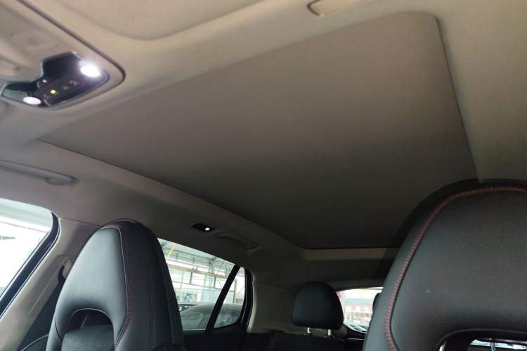 Used Lynk & Co 01 2019 2.0T Four-Wheel Drive Genie Pro Version China VI Standard
