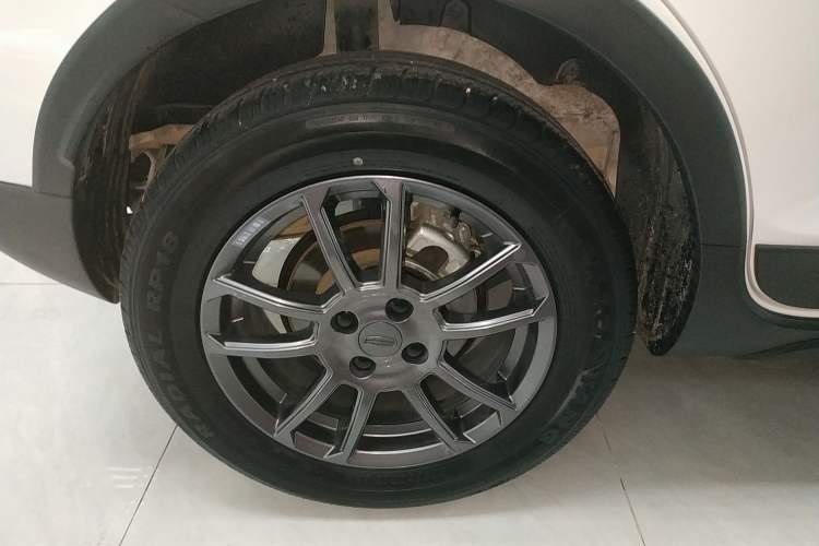 Used Geely Auto Vision X3 2021 PRO 1.5L CVT Deluxe Model
