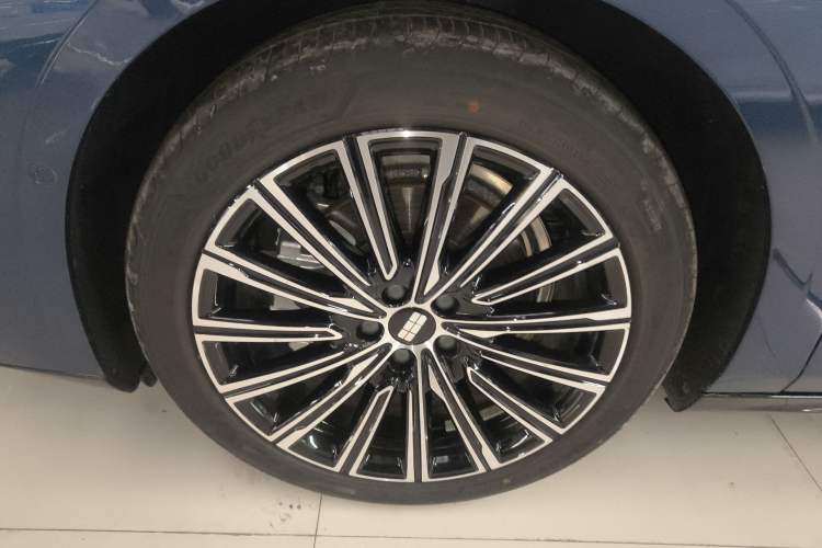 Used  Galaxy 8 2025 130km EM-P Starship Edition