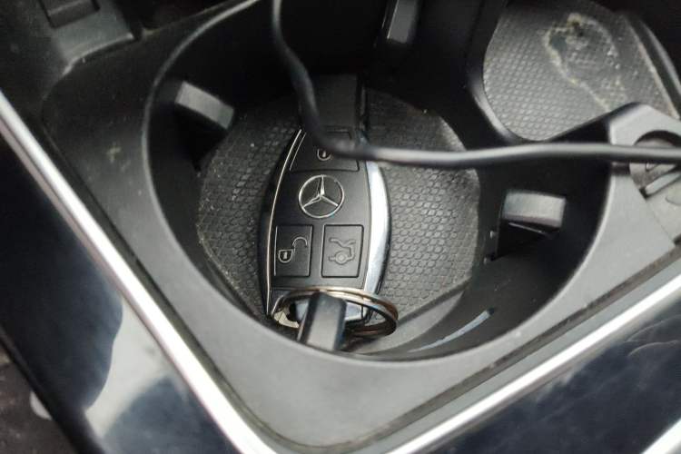 Used Mercedes-Benz C-Class (Import) 2017 Facelift C 200 Coupe
