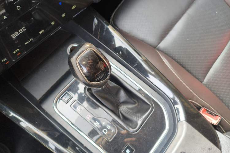 Used Dongfeng Fengon S560 2018 1.8L CVT Comfort Model 7 Seats