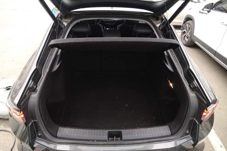 Used Volkswagen Lamando 2023 Lavida L 280TSI DSG Cool & Spicy Edition