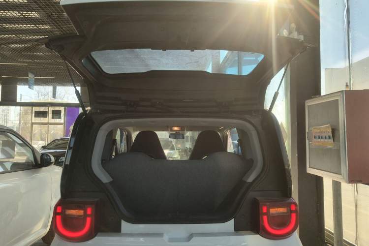 Used Chery QQ Ice Cream 2022 120km Conical Shape Lithium Iron Phosphate